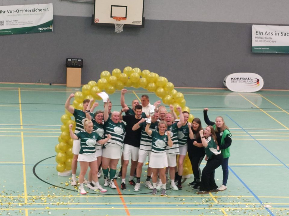 Team Foto - Grün-Weiß Hobby holt die Meisterschaft